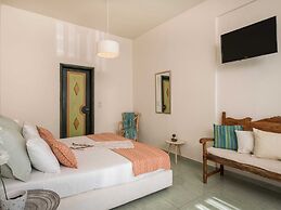 Luxury Villa With Amazing Sea Views, Private Pool, Near the Beach