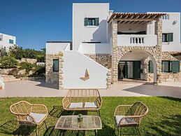 Luxury Villa With Amazing Sea Views, Private Pool, Near the Beach