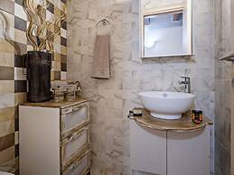 Luxury Villa With Breakfast Included, Near Sea and City, Ping Pong, Ch