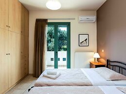 Secluded Villa w Private Pool, Children Play Area, Pool Table, BBQ & S