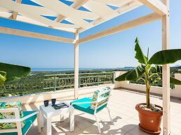 Secluded Villa w Private Pool, Children Play Area, Pool Table, BBQ & S