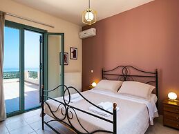 Secluded Villa w Private Pool, Children Play Area, Pool Table, BBQ & S