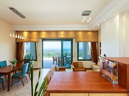 Secluded Villa w Private Pool, Children Play Area, Pool Table, BBQ & S