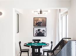 Luxury Villa With Private Heated Pool, Childrens Fenced Area, Near the