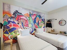 Luxury Villa With Private Heated Pool, Childrens Fenced Area, Near the