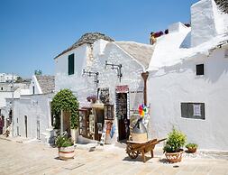 Beachfront Villa With sea Views