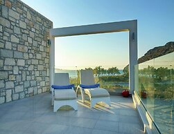 Beachfront Villa With sea Views