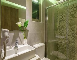 Beachfront Villa With sea Views