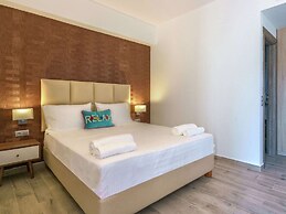 Beachfront Villa With sea Views