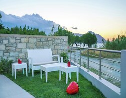 Beachfront Villa With sea Views