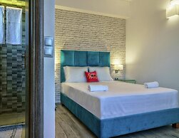 Beachfront Villa With sea Views