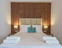 Beachfront Villa With sea Views