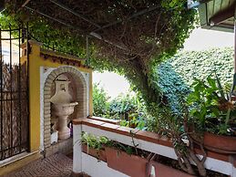 Belvilla by OYO La Villetta Green House