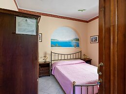 Belvilla by OYO La Villetta Green House