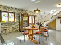 Holiday Home in Vodnjan With Pool