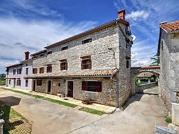 Holiday Home in Vodnjan With Pool