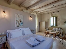 Traditional Stone Built Villa With Private Pool Near Tavern & the Beac