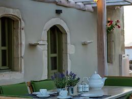 Traditional Stone Built Villa With Private Pool Near Tavern & the Beac