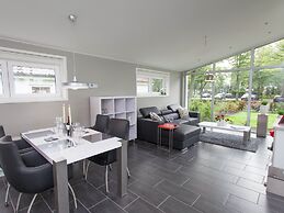 Modern Chalet With Dishwasher Near Biesbosch