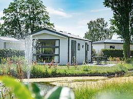 Well-maintained Chalet Near Biesbosch