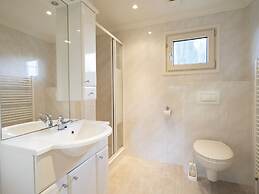 Well Furnished Chalet with Garden near Brunssummerheide