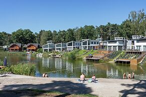 Wooden Chalet With Wifi Near Brunssummerheide