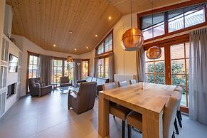 Wooden Chalet With Wifi Near Brunssummerheide