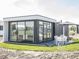 Comfortable Chalet With Combi Microwave, Near Rockanje