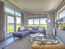 Comfortable Chalet With Combi Microwave, Near Rockanje