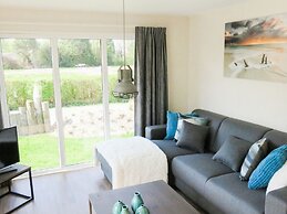 Comfortable Chalet With Microwave in Kempen Region