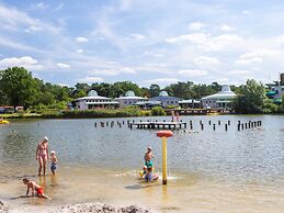 Comfortable Chalet With Microwave in Kempen Region