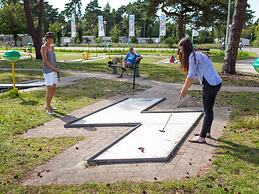 Comfortable Chalet With Microwave in Kempen Region