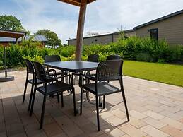 Modern Chalet With Dishwasher on the Markermeer