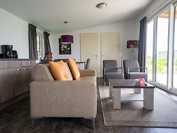 Modern Chalet With Dishwasher on the Markermeer