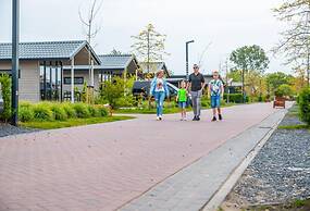 Modern Chalet With Dishwasher on the Markermeer