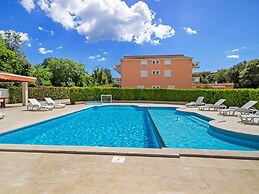 Beguiling Apartment in Banjole near Renato Boat Excursions
