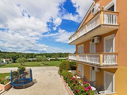 Beguiling Apartment in Banjole near Renato Boat Excursions