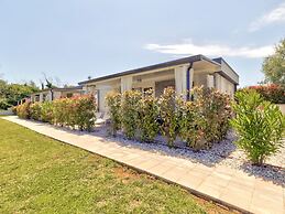 Splendid Mobile Home in Banjole With Swimming Pool