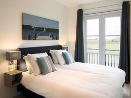 Modern Apartment 3 Bath Rooms, Close to Lake Veere