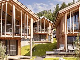 Luxury Chalet With Pool and Sauna Near Ski Lift