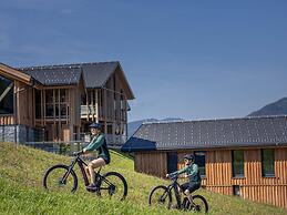 Luxury Chalet With Pool and Sauna Near Ski Lift