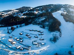 Luxury Chalet With Pool and Sauna Near Ski Lift