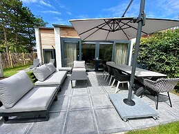 Holiday Home in Nieuwvlietbad With Sauna