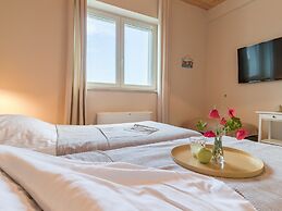 Luxurious Villa in Butkovici with Pool & Hot Tub