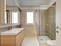 Comfortable Villa With Private Swimming Pool, Table Football, Near Lab