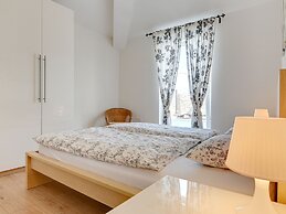 Comfortable Villa With Private Swimming Pool, Table Football, Near Lab