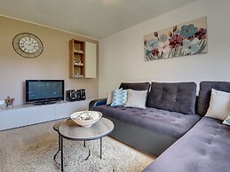 Modern Holiday Home in Medulin With Pool