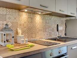 Modern Holiday Home in Medulin With Pool