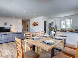 Villa in Kanfanar With Swimming Pool