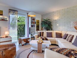 Gorgeous Villa in Novigrad With Private Pool